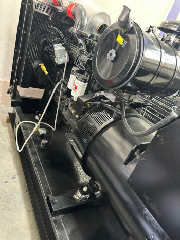 دیزل ژنراتور کامینز 250 کاوا مسی